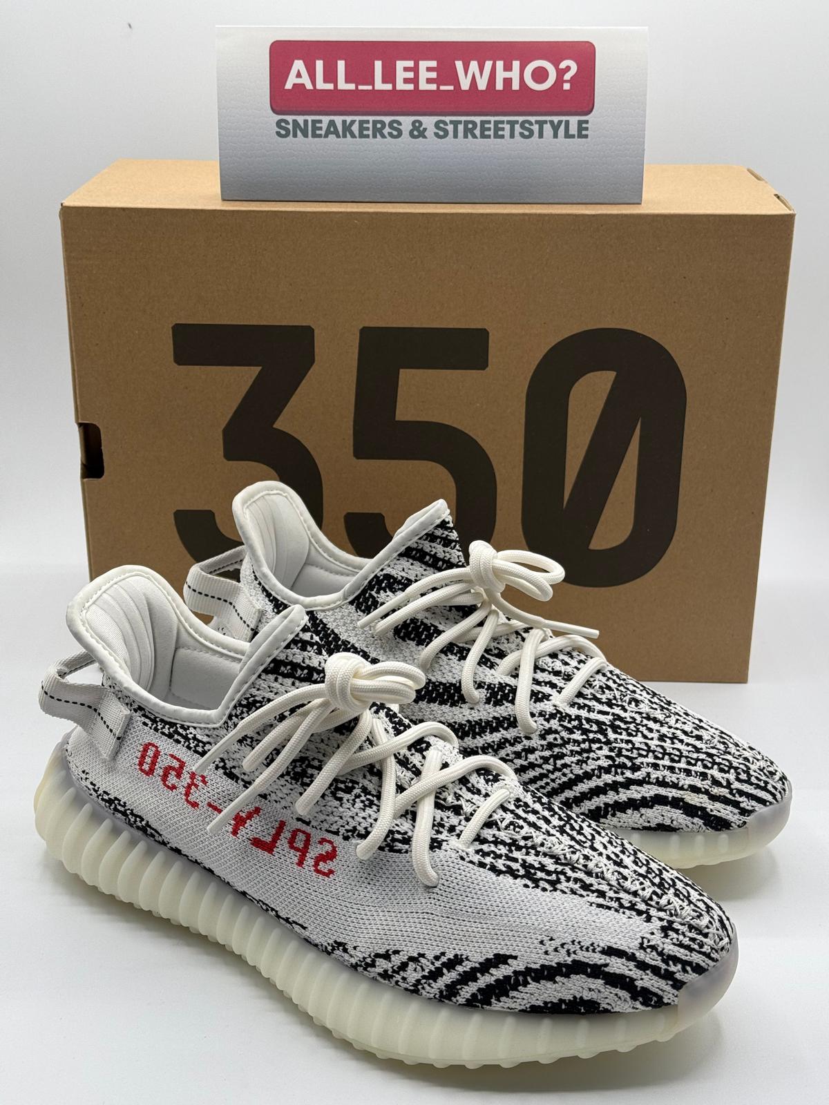 Yeezy 350 V2 "Zebra"