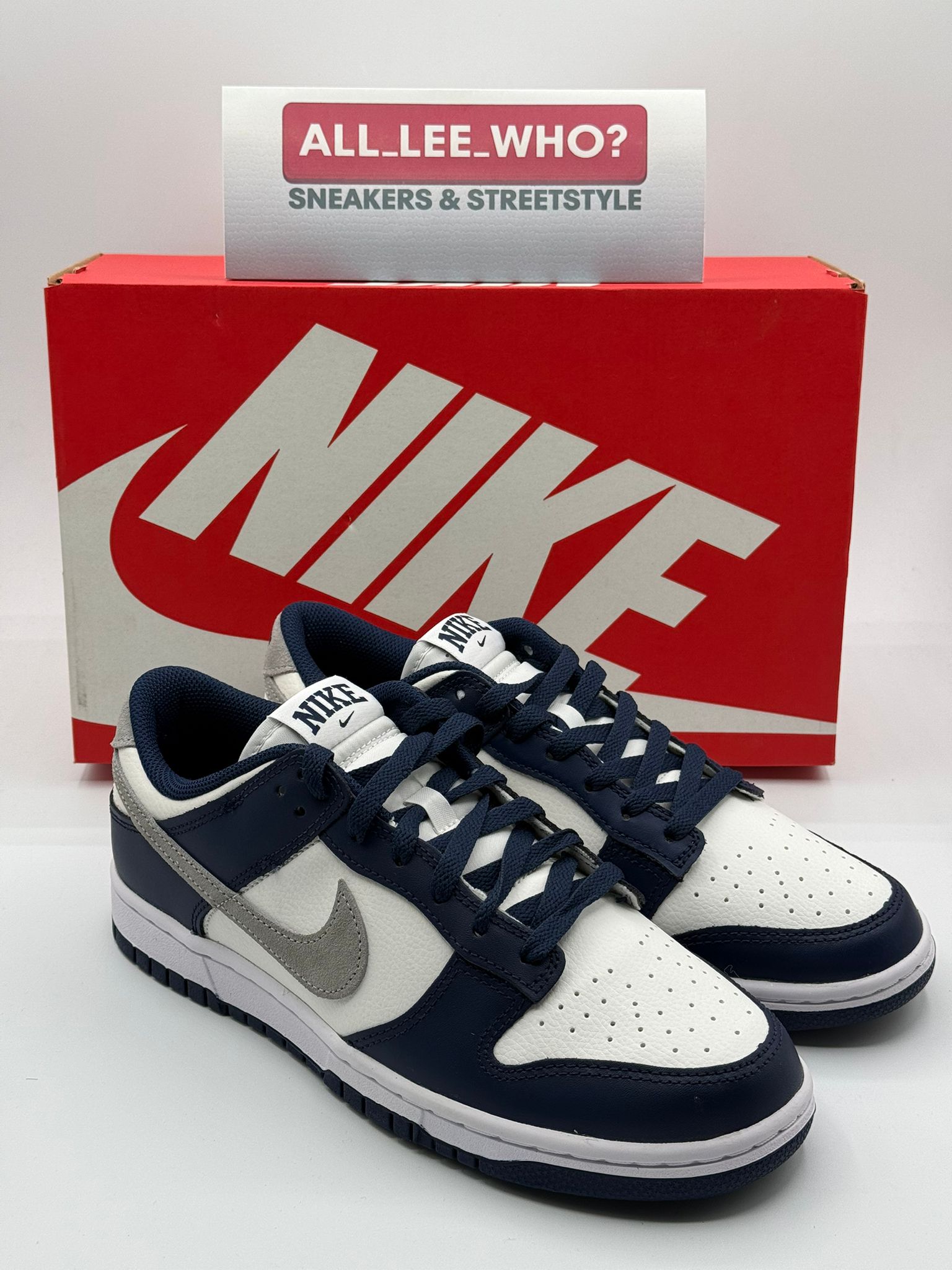 Nike Dunk Low "Midnight Navy Smoke Grey"