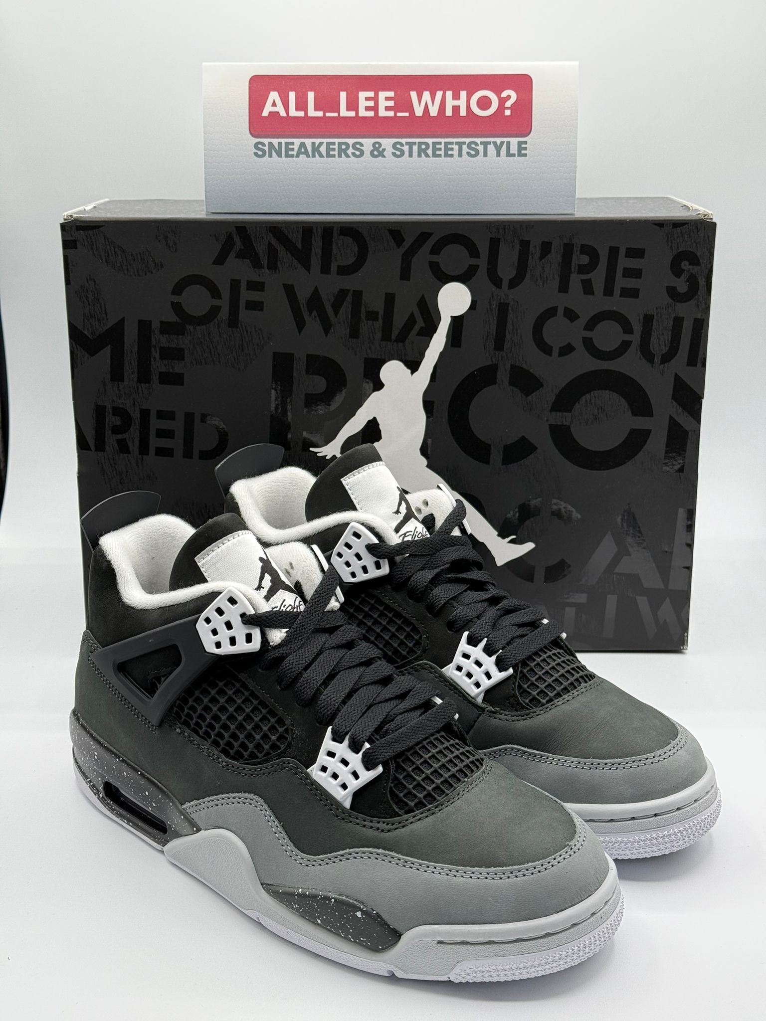 Nike Air Jordan 4 Retro “Fear”