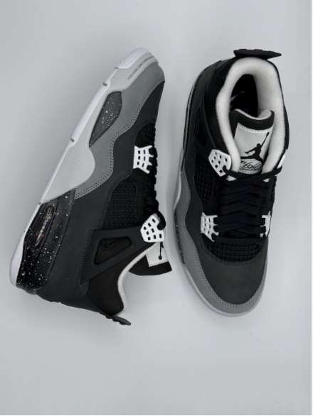 Nike Air Jordan 4 Retro “Fear”