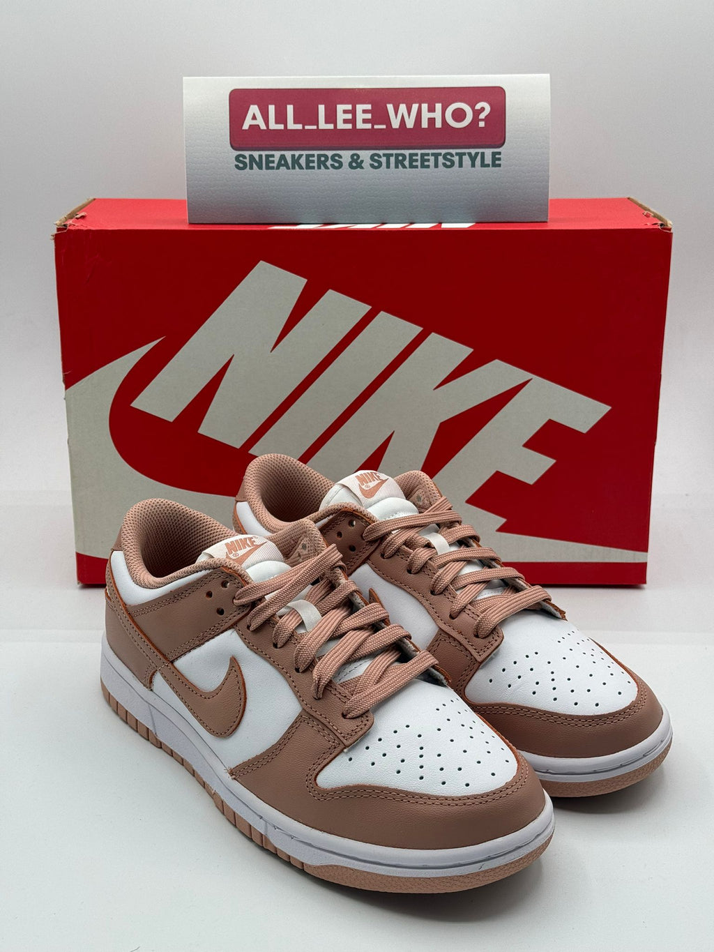 Nike Dunk Low "Rose Whisper "
