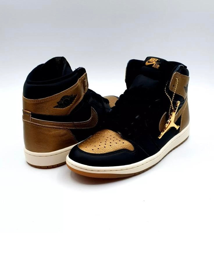 Nike Air Jordan 1 OG High "Metallic Gold"