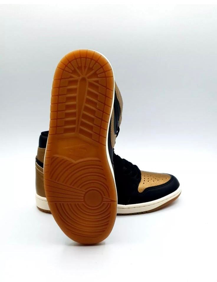 Nike Air Jordan 1 OG High "Metallic Gold"