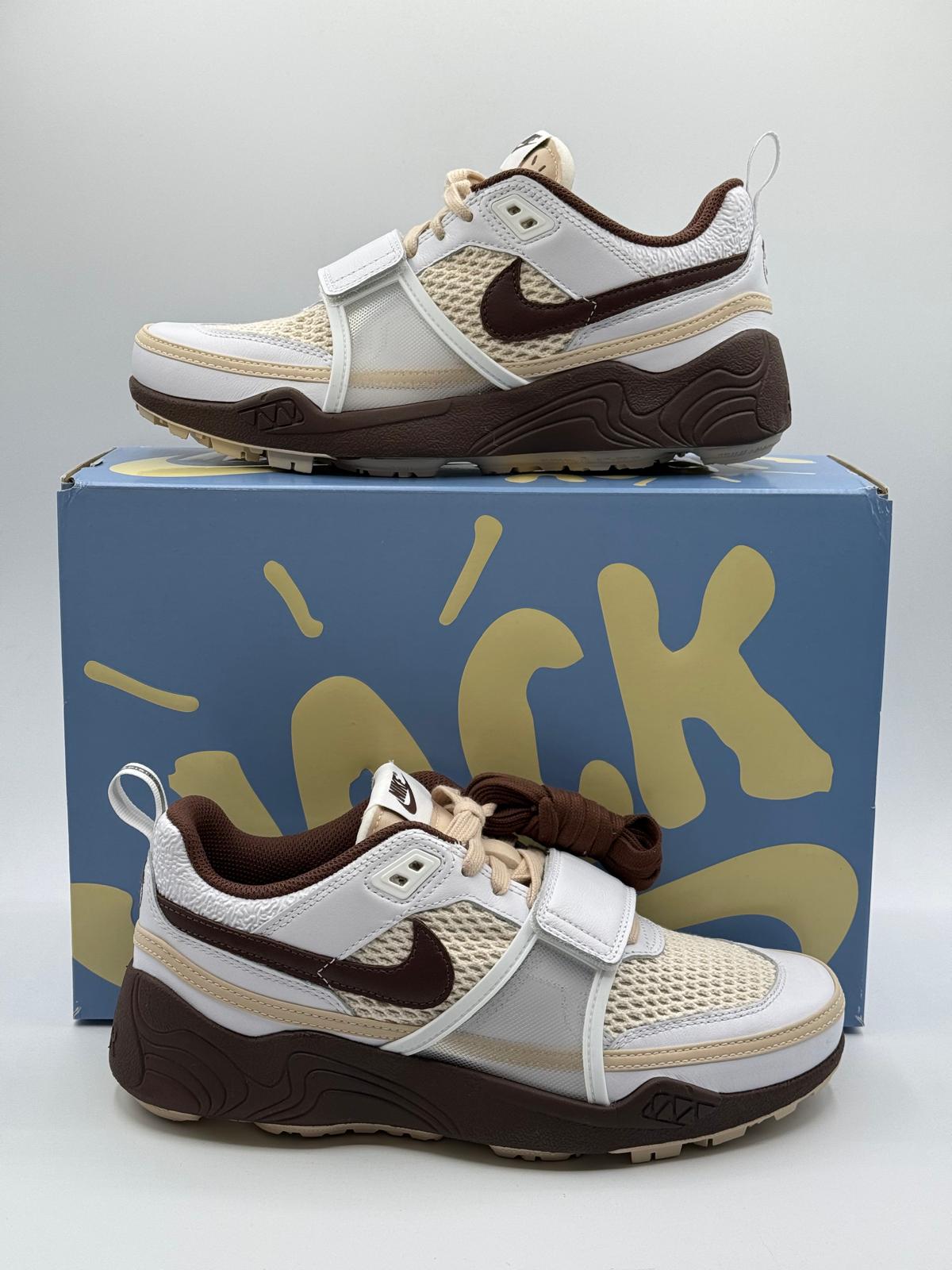 Nike x Travis Scott Zoom Field Jax "Light Chocolate"