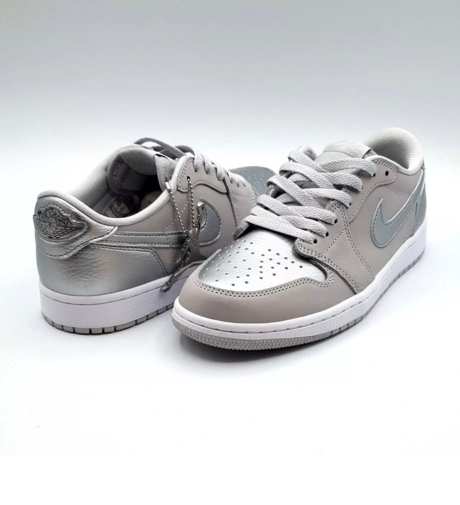 Nike Air Jordan 1 Low "Metallic Silver"