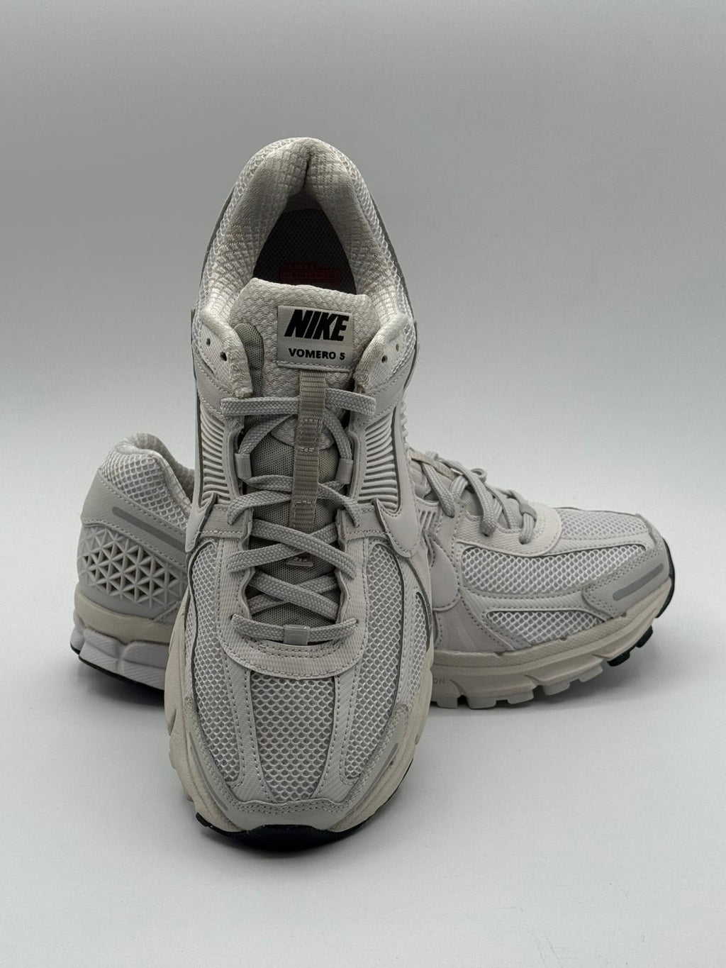 Nike Vomero 5 "Vast Grey"