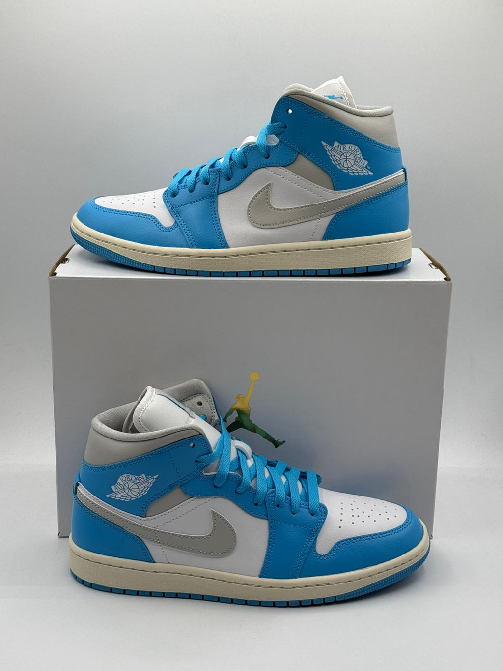 Nike Air Jordan 1 Mid "Dark Powder Blue/White Sail"