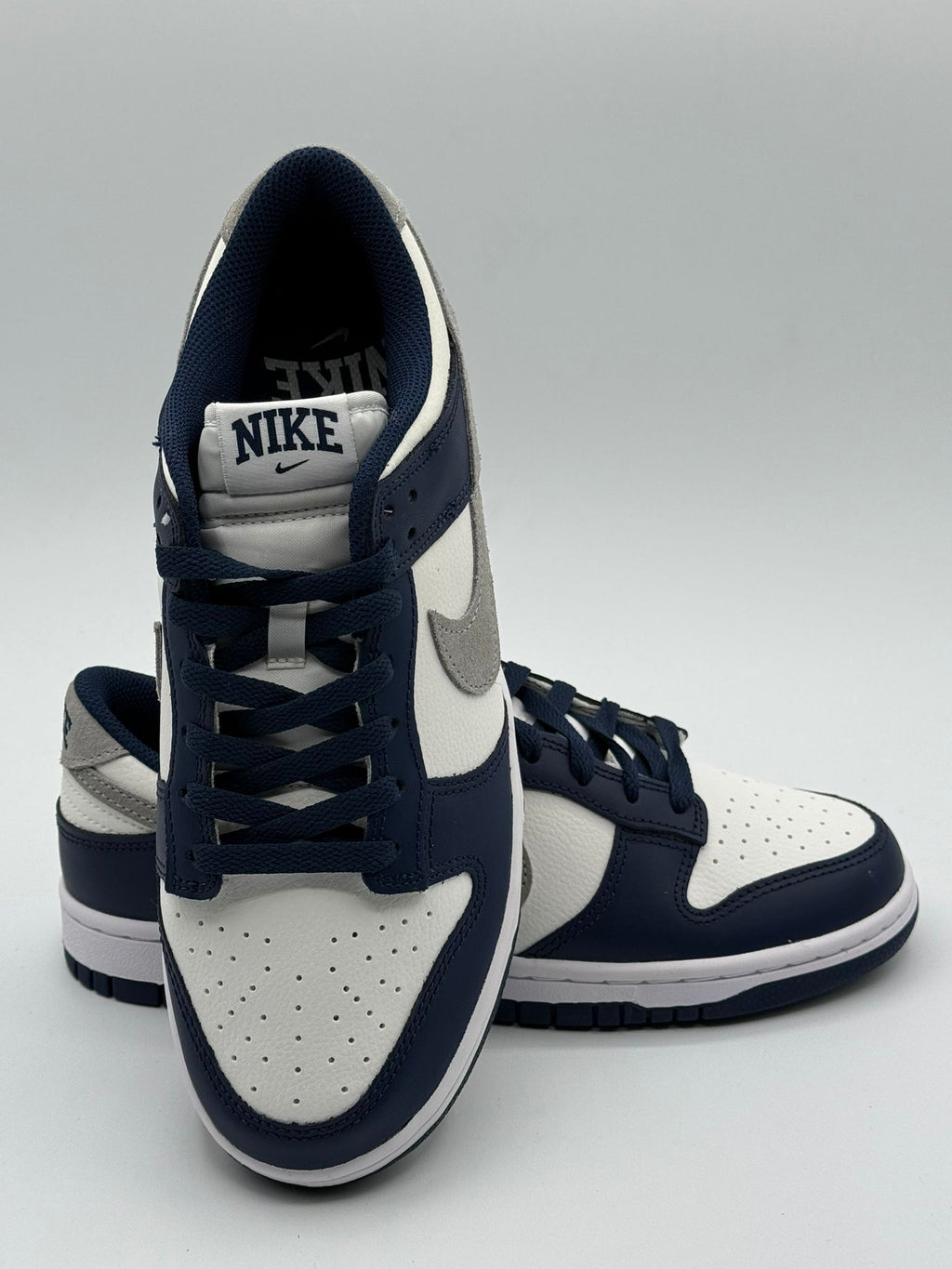 Nike Dunk Low "Midnight Navy Smoke Grey"