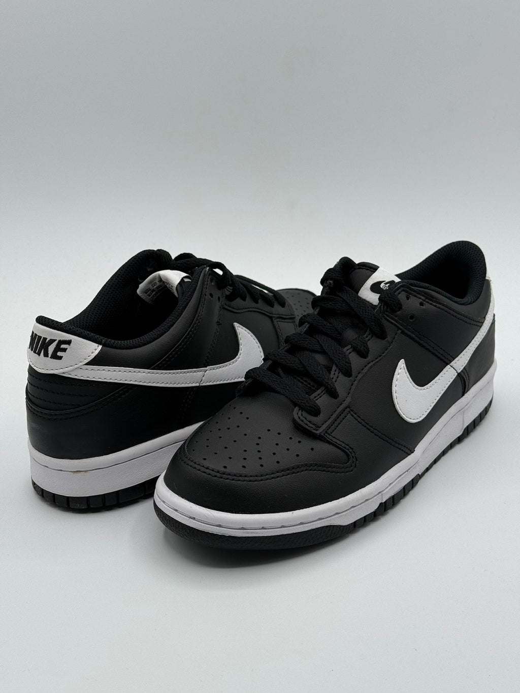 Nike Dunk Low "Black & White"