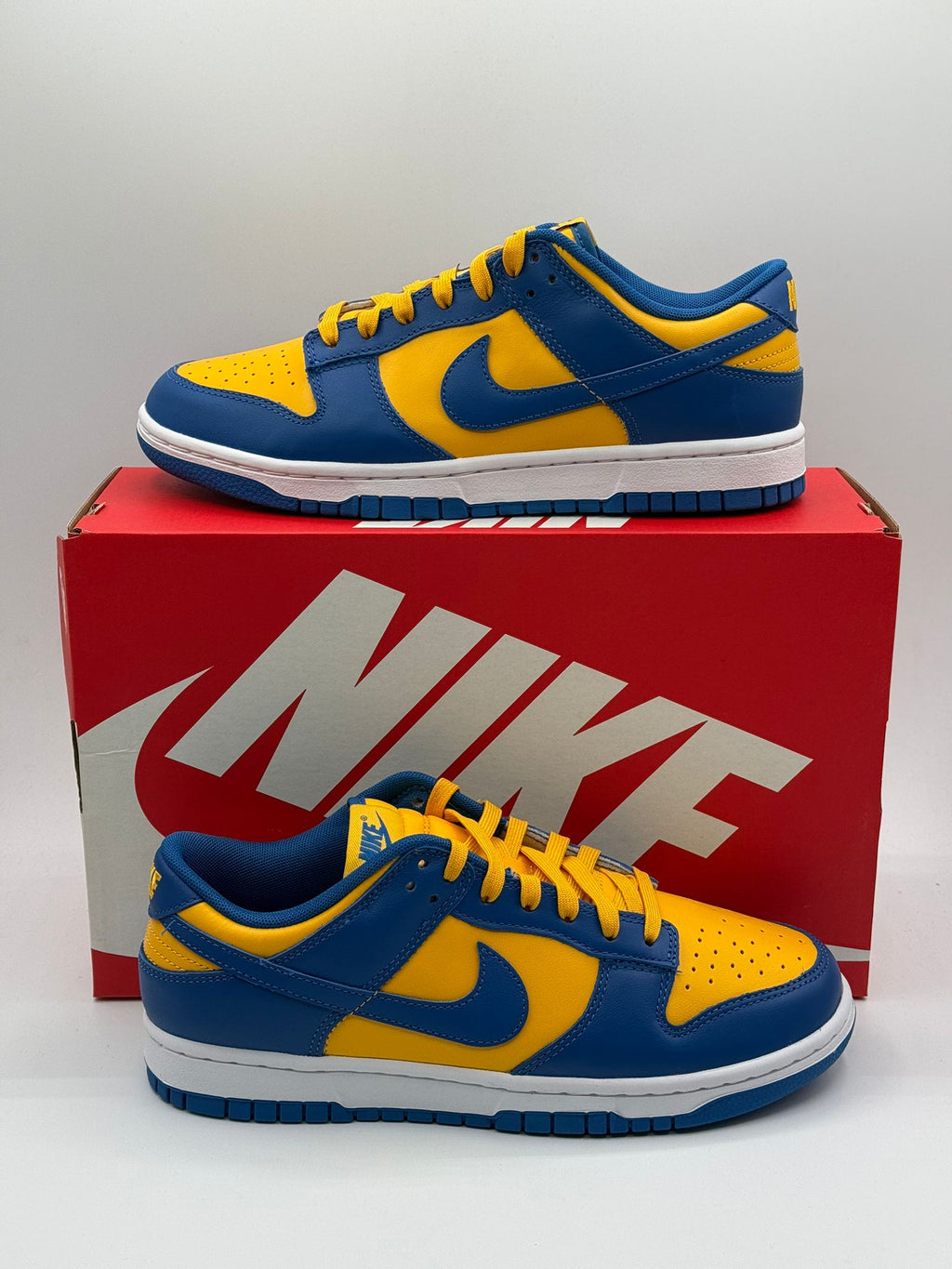 Nike Dunk Low "UCLA"