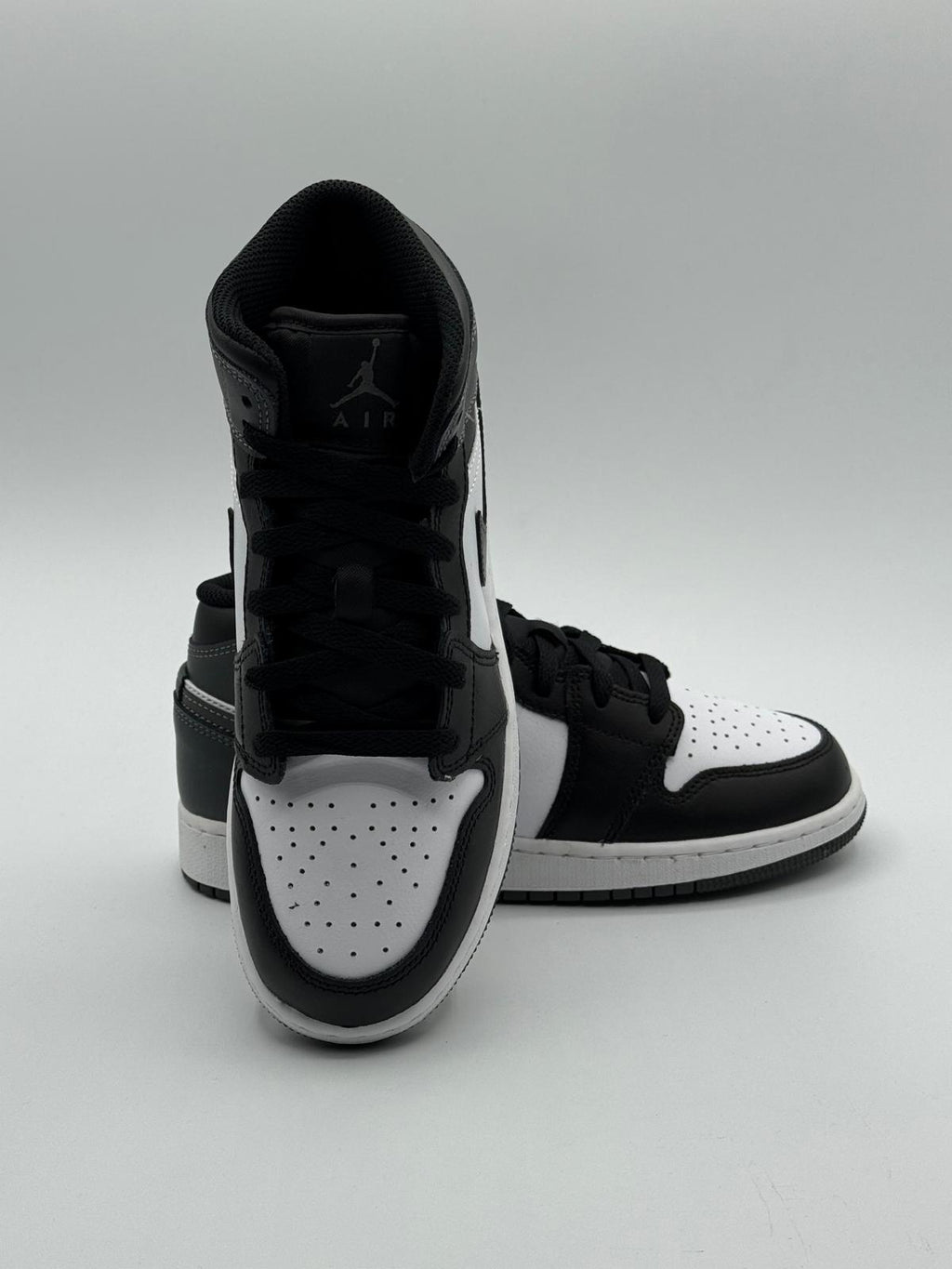 Nike Air Jordan 1 Mid "Black Iron Grey"