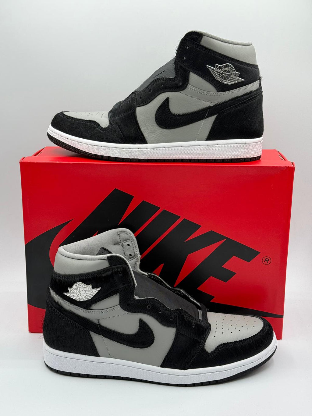 Nike Air Jordan 1 Retro High OG "Black Grey-White"