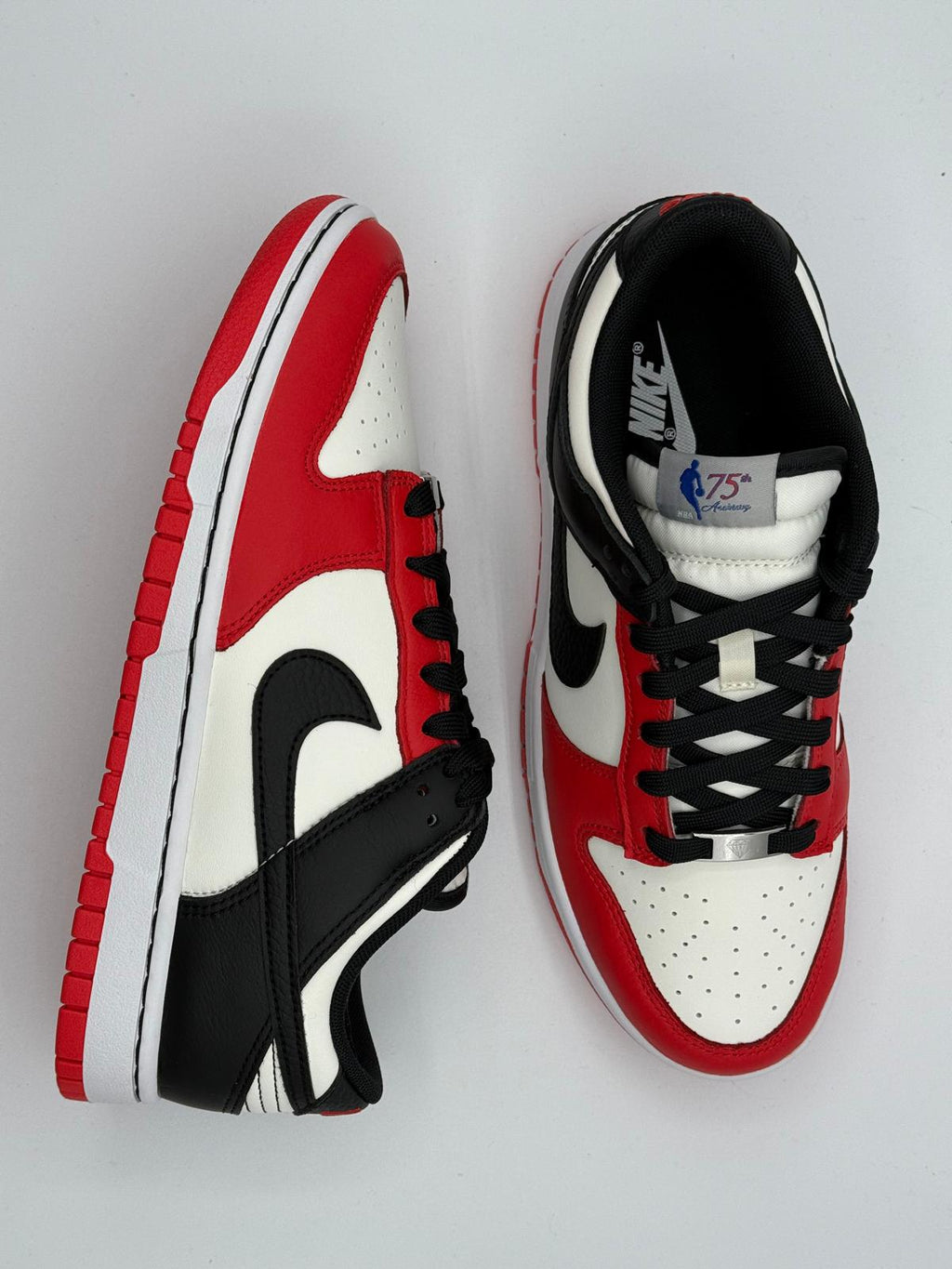 Nike Dunk Low EMB x NBA 75th Anniversary "Chicago"