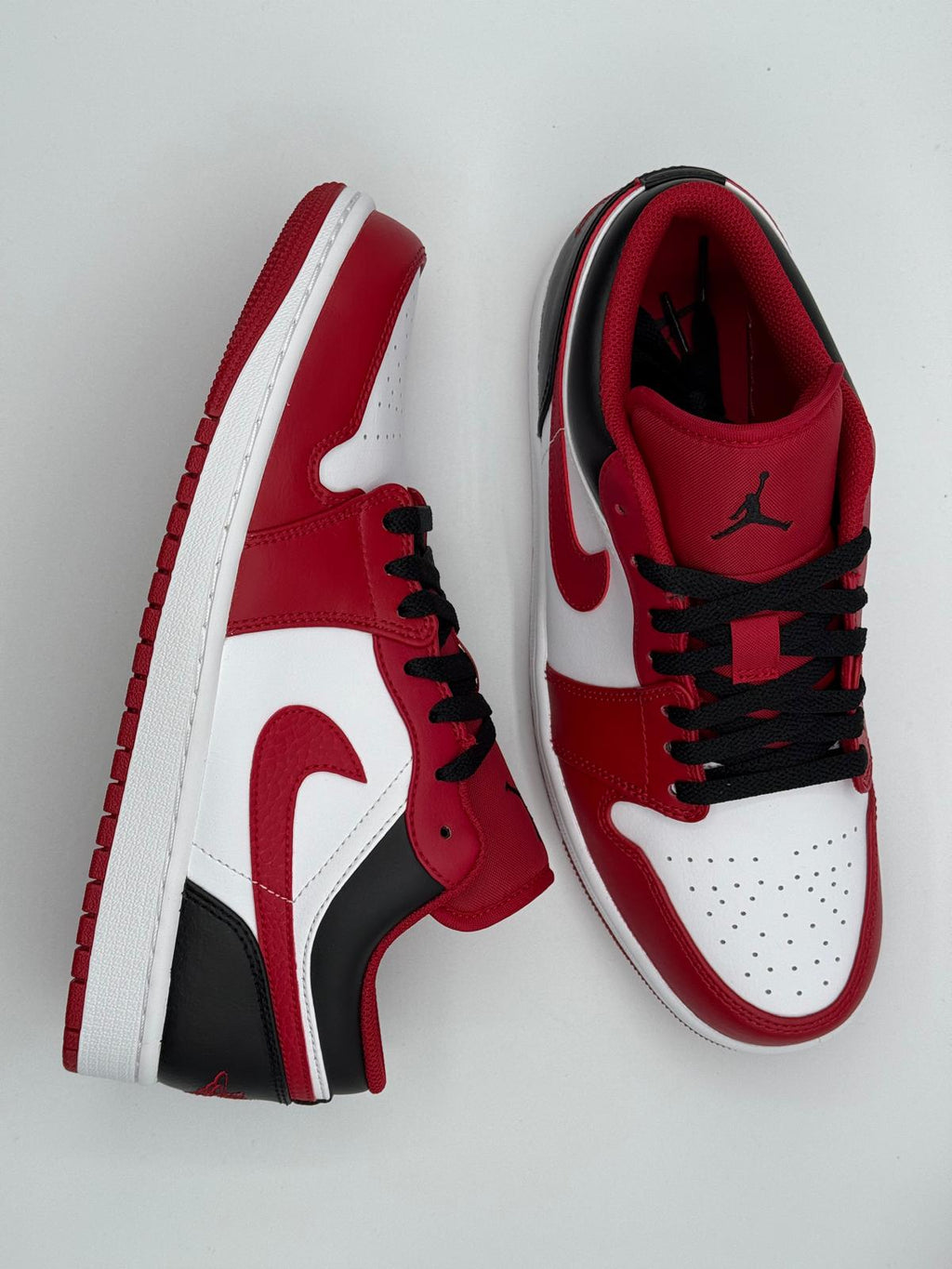 Nike Air Jordan 1 Low "Bulls Red"