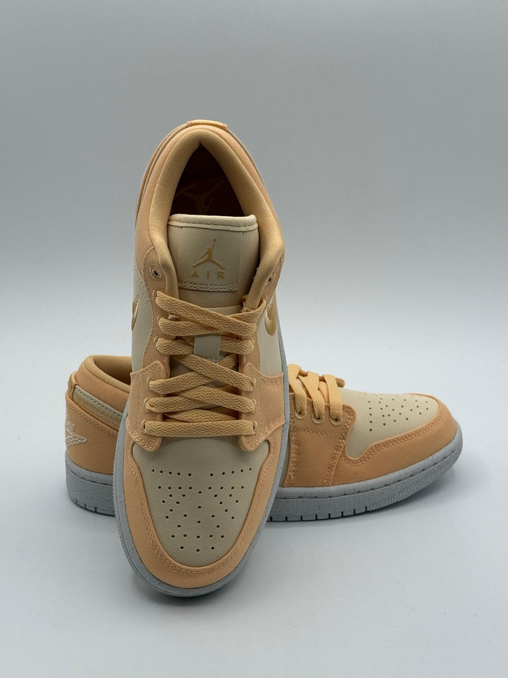 Nike Air Jordan 1 Low "Celestial Gold"