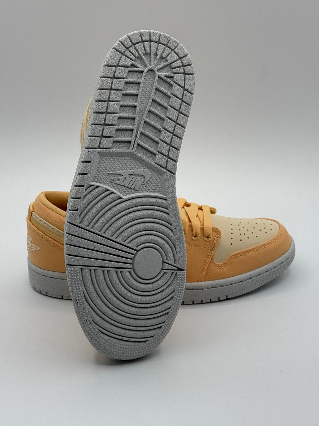 Nike Air Jordan 1 Low "Celestial Gold"