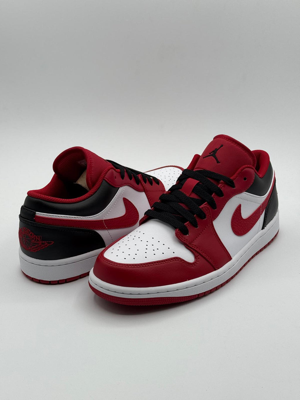 Nike Air Jordan 1 Low "Bulls Red"