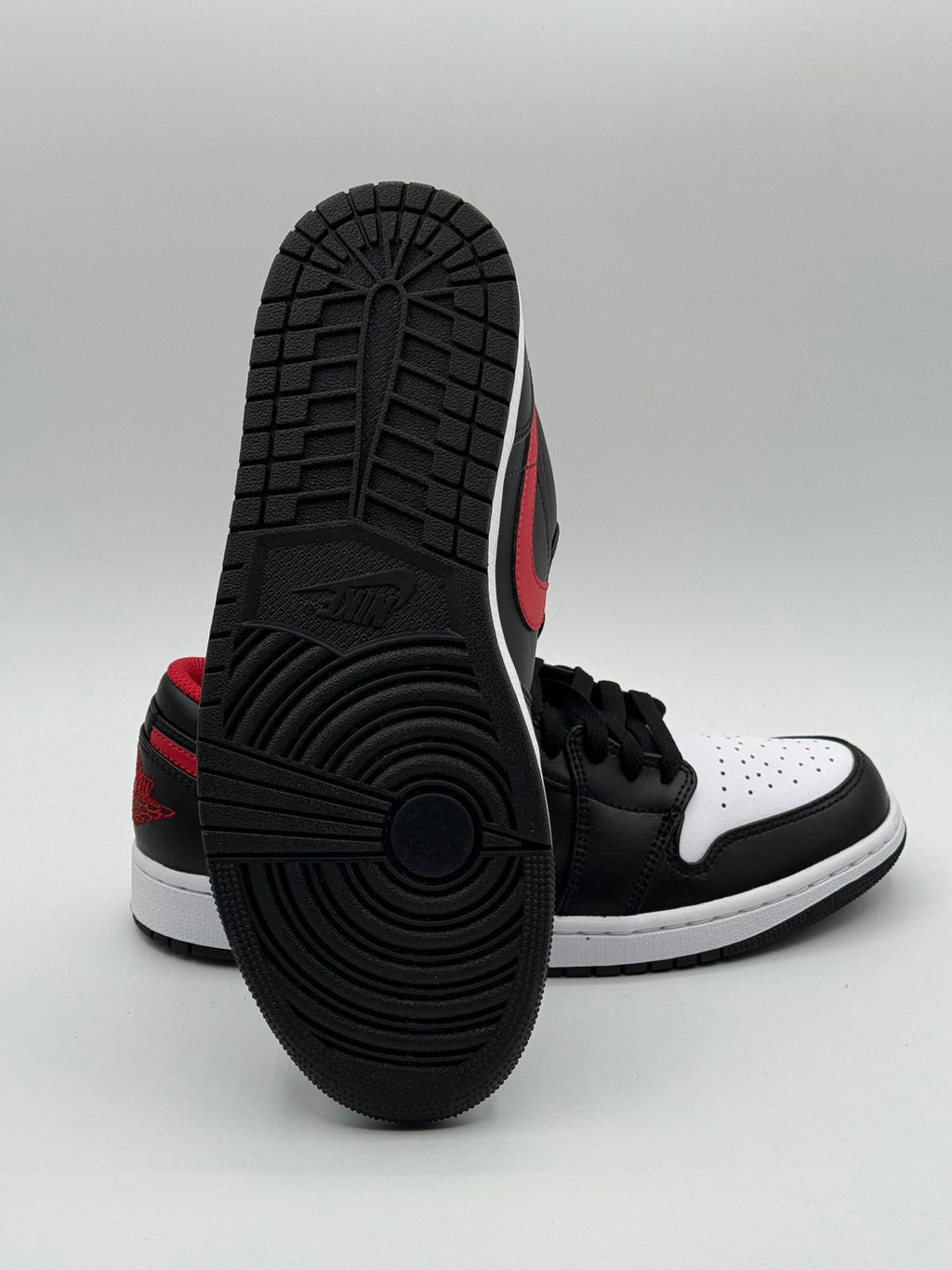 Nike Air Jordan 1 Low "Black Red"